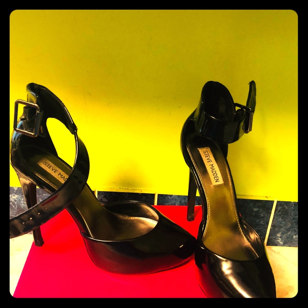 Women’s shoe